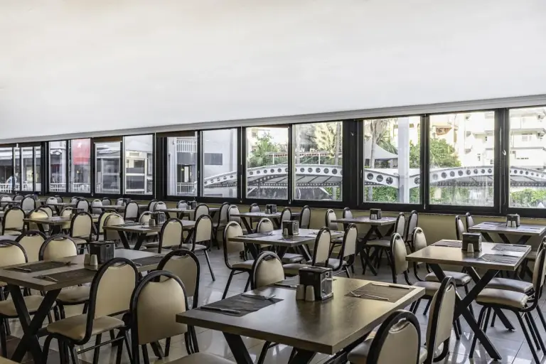 Restoran &amp; Bar