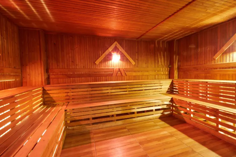Spa &amp; Sauna Center (5/11)